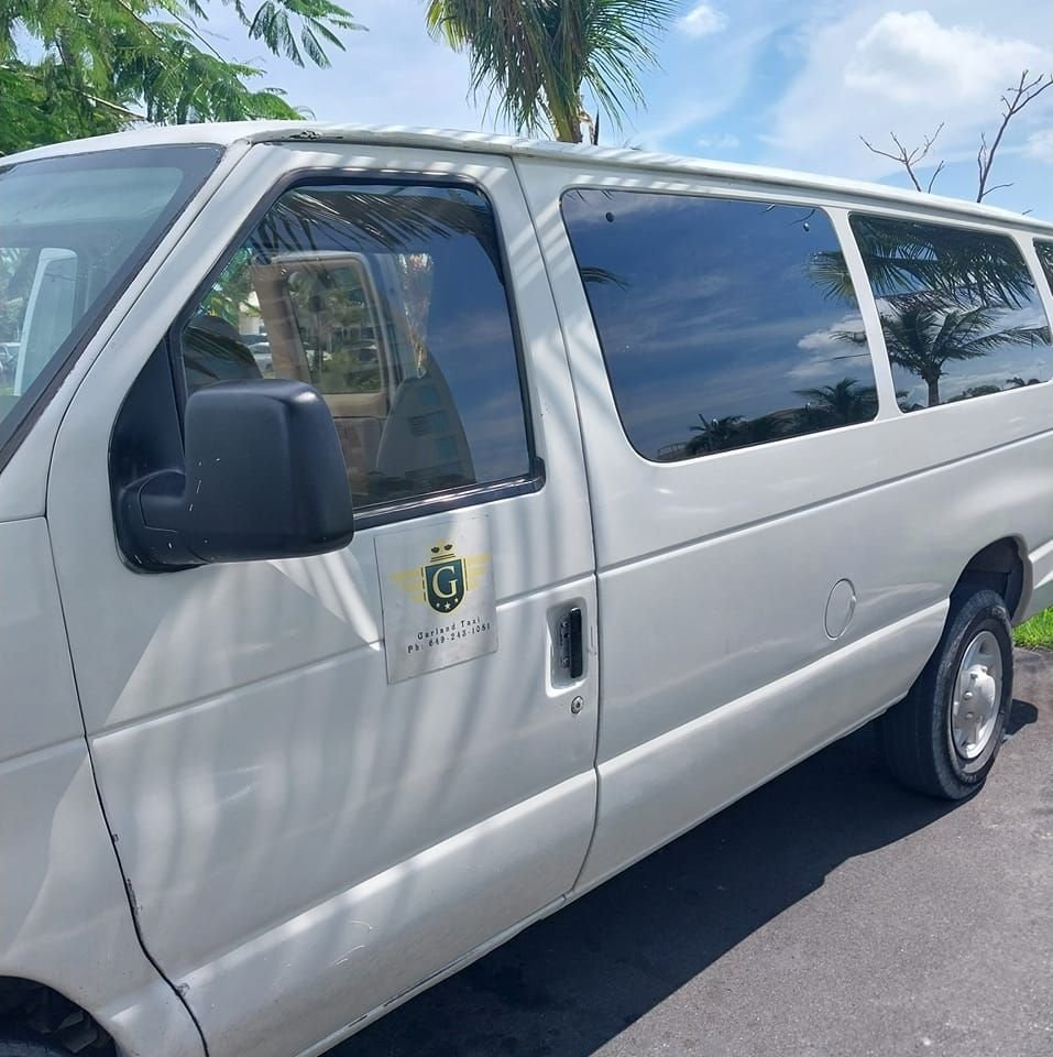 Private chauffeur service TCI